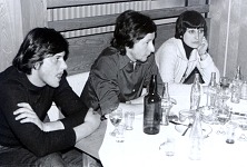 2.2.1980. Po mém druhém svatebním obřadu (nedovolili nám džíny), jsme šli na oběd. Byli jsme bohémové. Přišel i můj bratr František.